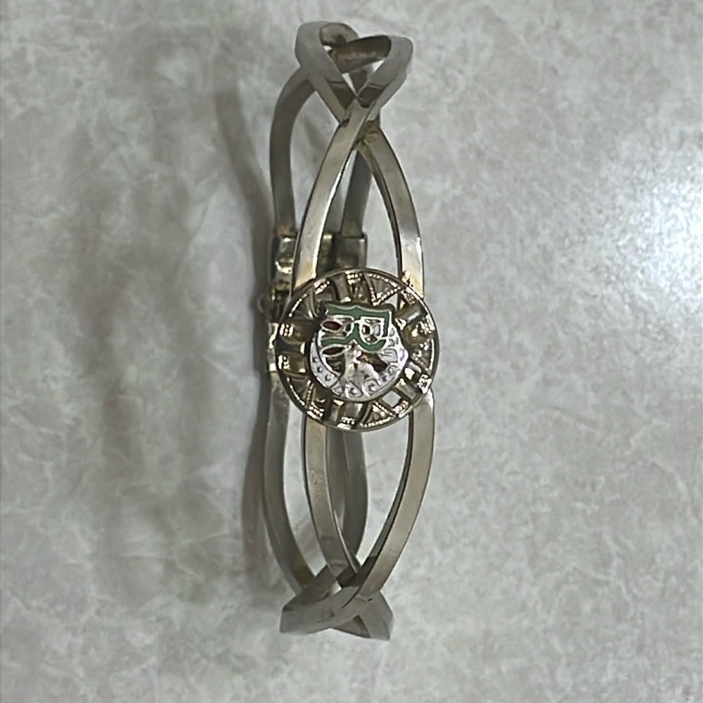 1960'S REBEKAH ODD FELLOWS GOLD TONE
ENAMEL CLAMPER
BRACELET LETTER R
VINTAGE